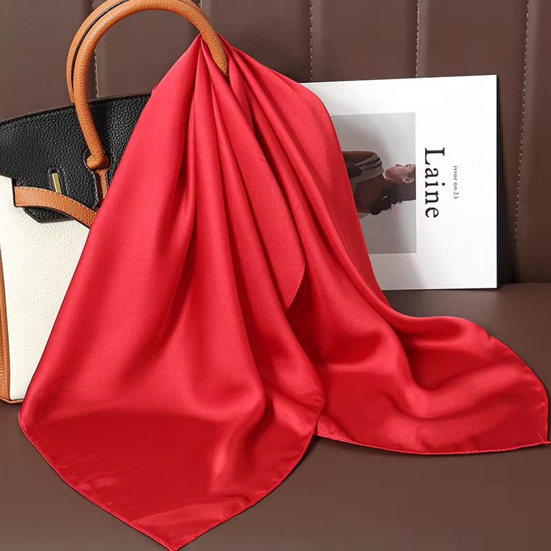 Luxury Bags Office - Sciarpa quadrata di seta tinta unita
