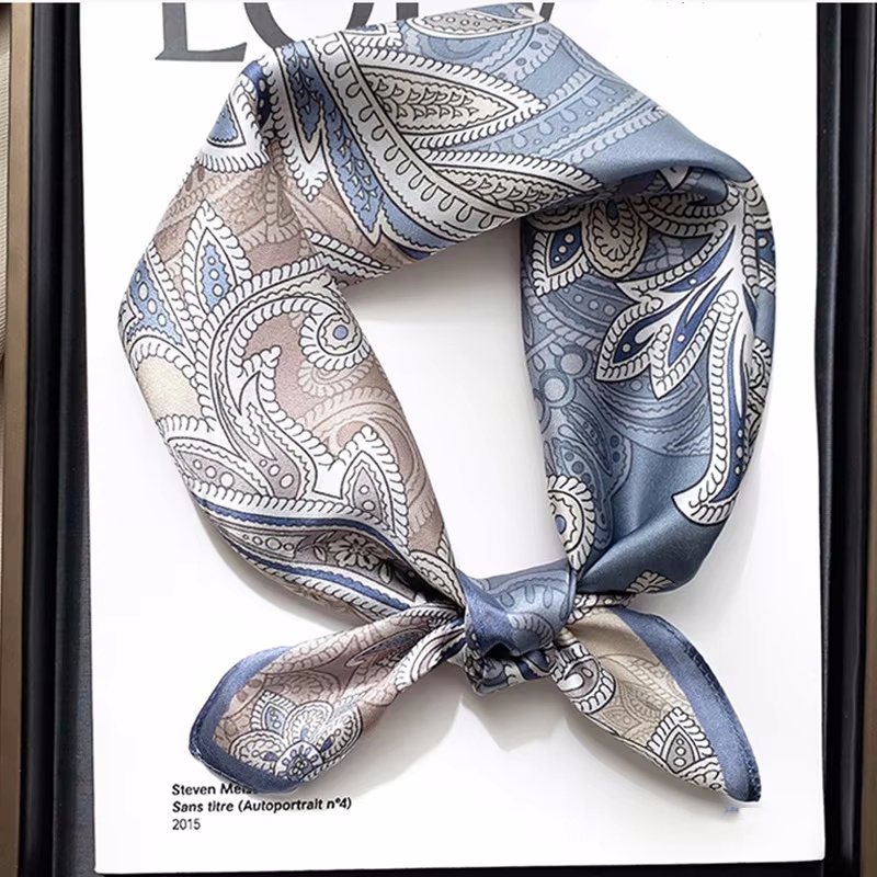 Luxury Bags Trend 2025 - Donne 70*70 cm Sciarpa di seta