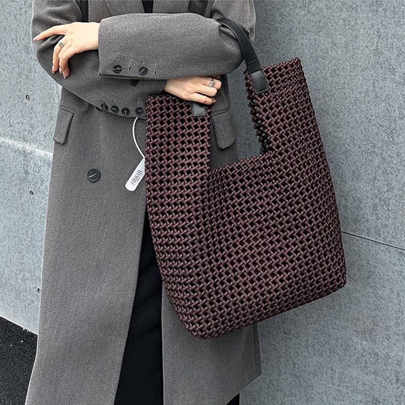 Luxury Bags Trend 2025 - 2025 Borsa tote di grande capacità