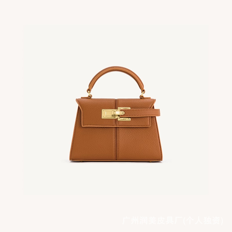 Borsa a forma di raviolo JW PE - Luxury Bags Sell recensione e prezzo