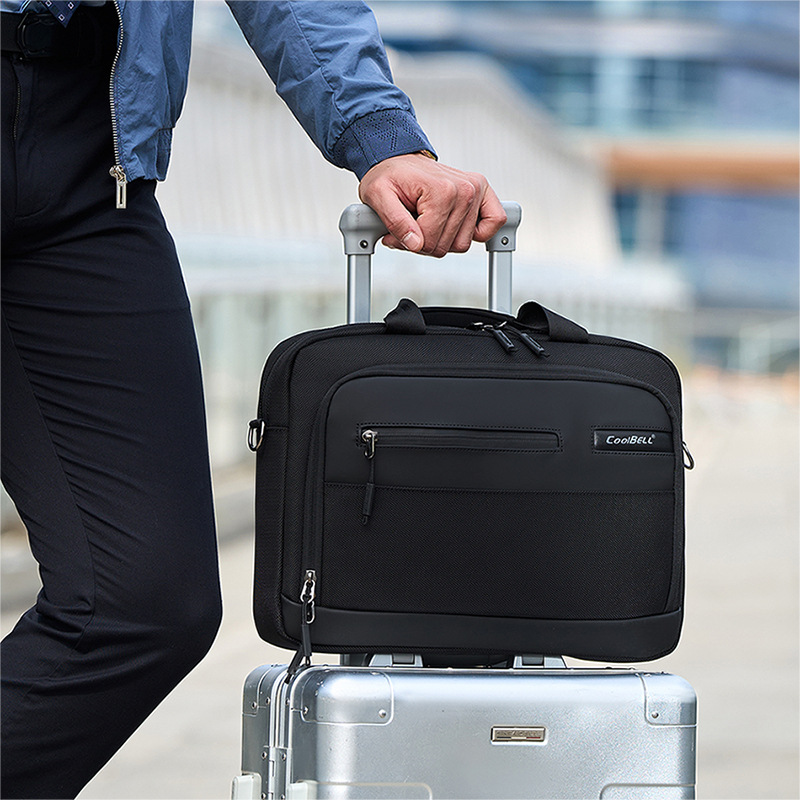 Borse da lavoro per uomo Borse - Luxury Bags Office recensione e prezzo