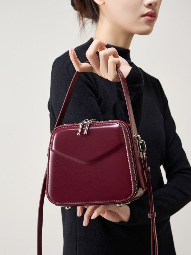 2025 Borse a tracolla a spalla - Luxury Bags Trend 2025 recensione e prezzo