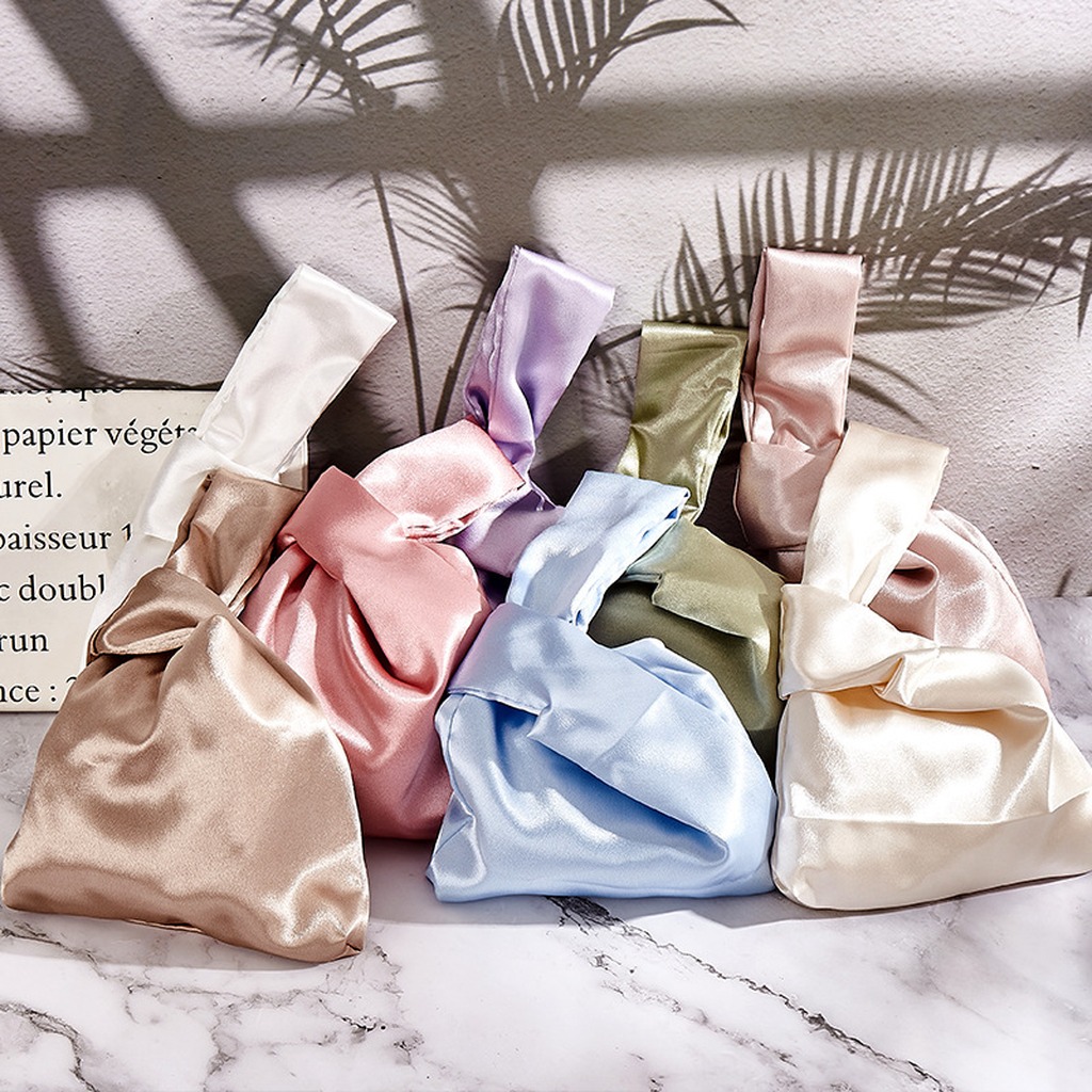 Borsa da Polso in Seta Satinat - Luxury Bags Japan recensione e prezzo