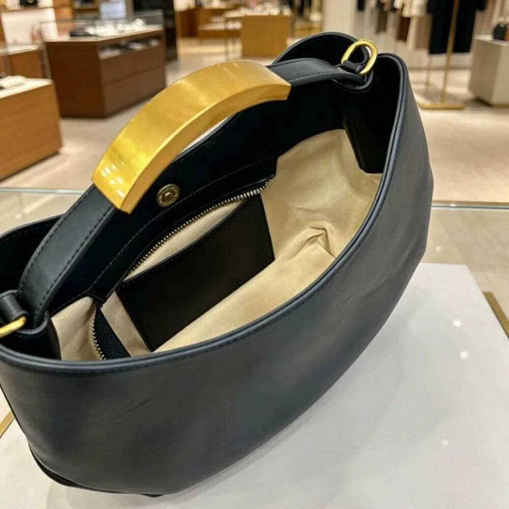 Borsa a secchiello da donna a  - Luxury Bags Sell recensione e prezzo