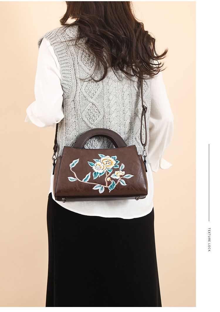 Borsa a tracolla ricamata da d - Luxury Bags Office recensione e prezzo