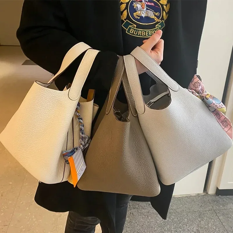 2023 nuova borsa a secchiello  - Luxury Bags Office recensione e prezzo