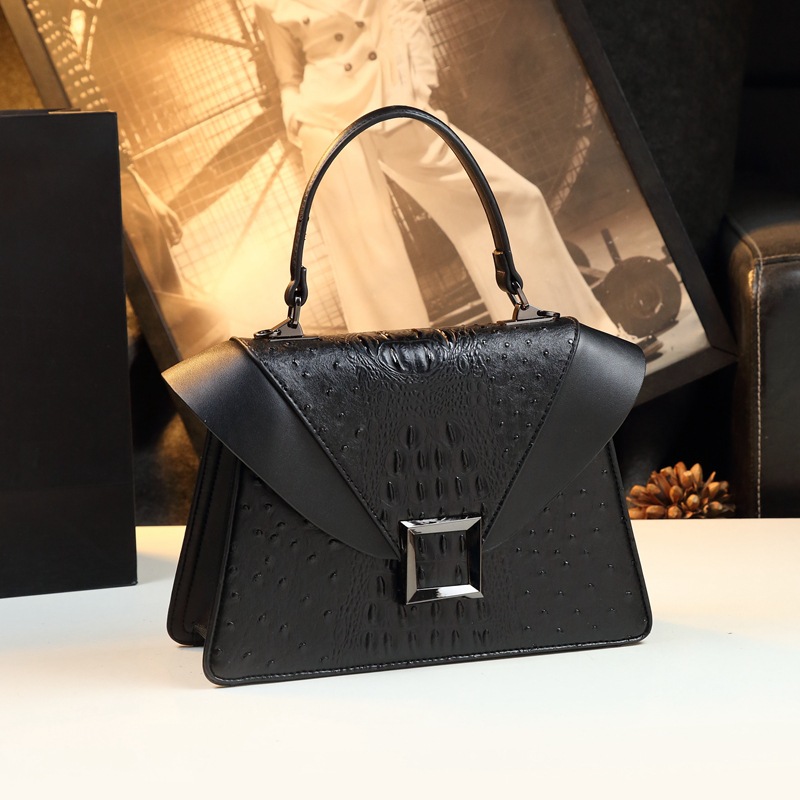 Borsa Fasciatoio in Pelle a Tr - Luxury Bags Paris recensione e prezzo