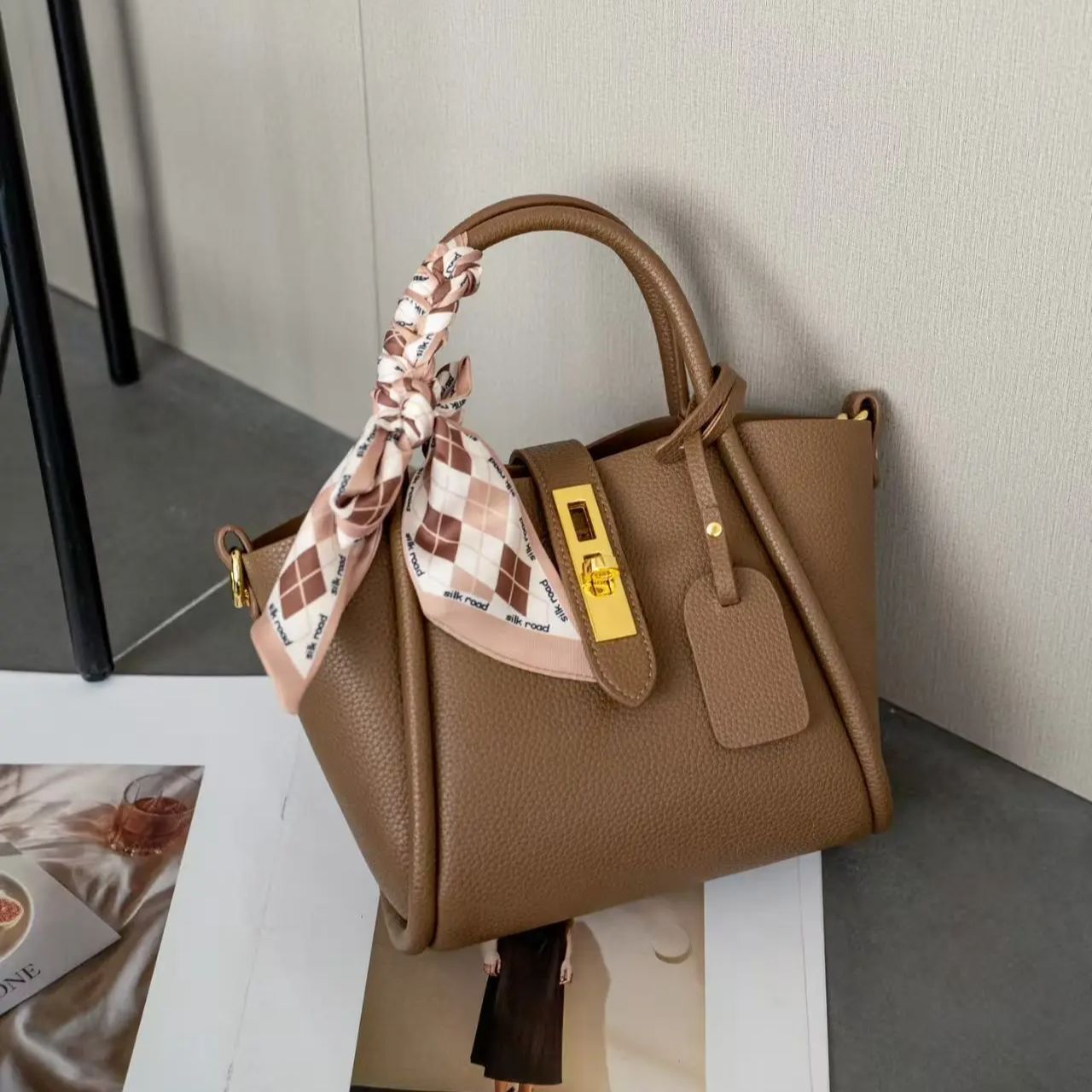 Borse a secchiello in vera pel - Luxury Bags Sell recensione e prezzo
