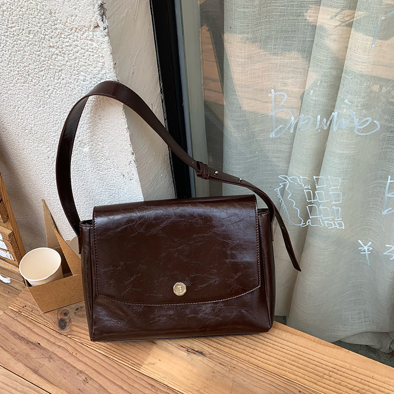 CGCBAG Vintage Lage Capacity M - Luxury Bags Vintage recensione e prezzo