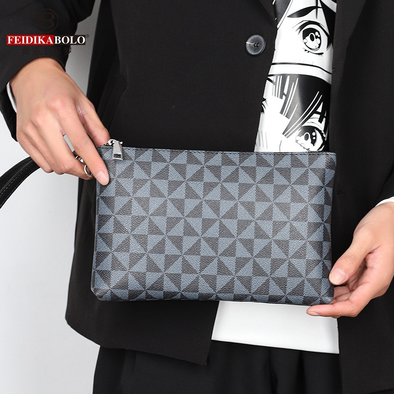 Borsa Clutch da Uomo in Morbid - Luxury Bags Office recensione e prezzo