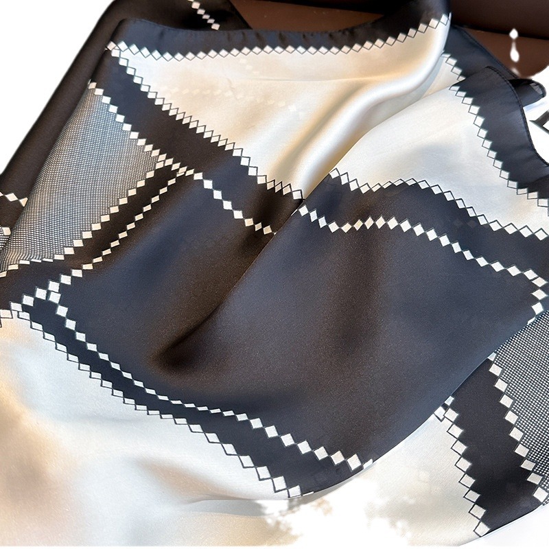 Nuovo modello di cavallo di lu - Luxury Bags Office recensione e prezzo